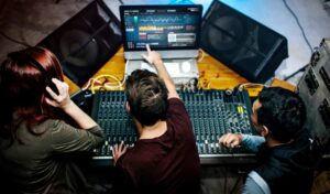 Kelas Produksi Musik